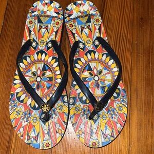 Tory Burch flip flops size 9 guc